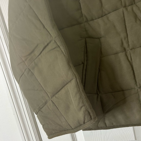 Thread & Supply Dolman Sleeve Quilted Jacket in Olive Size Small - Picture 7 of 8